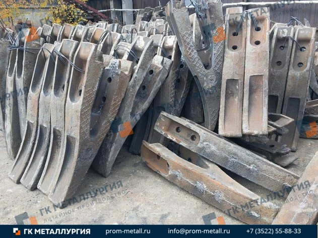 Зуб ковша кривой 3536.01.00.001К